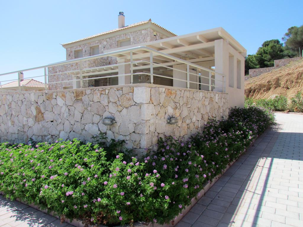 Edem Porto Heli